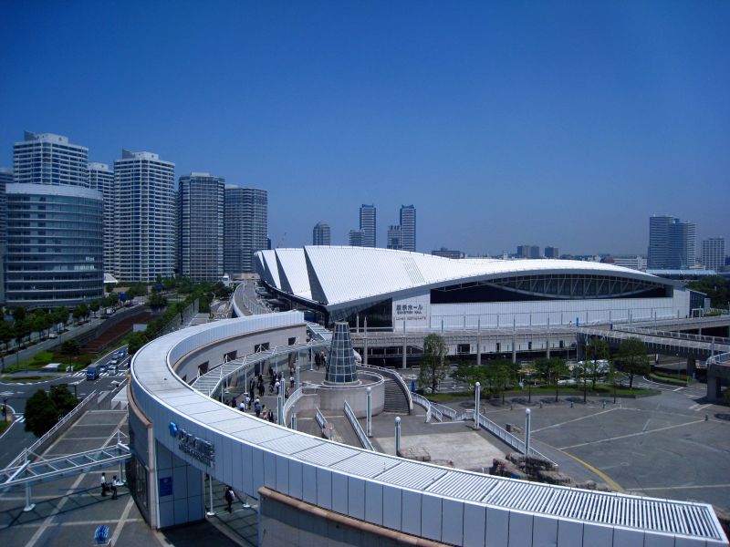 File:Exhibition Hall Pacifico Yokohama JPN 001.jpg